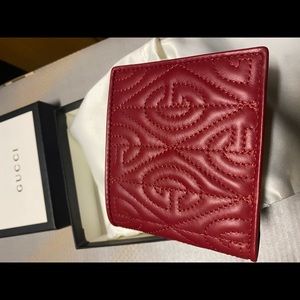Gucci red quilted leather GG wallet bifold BN